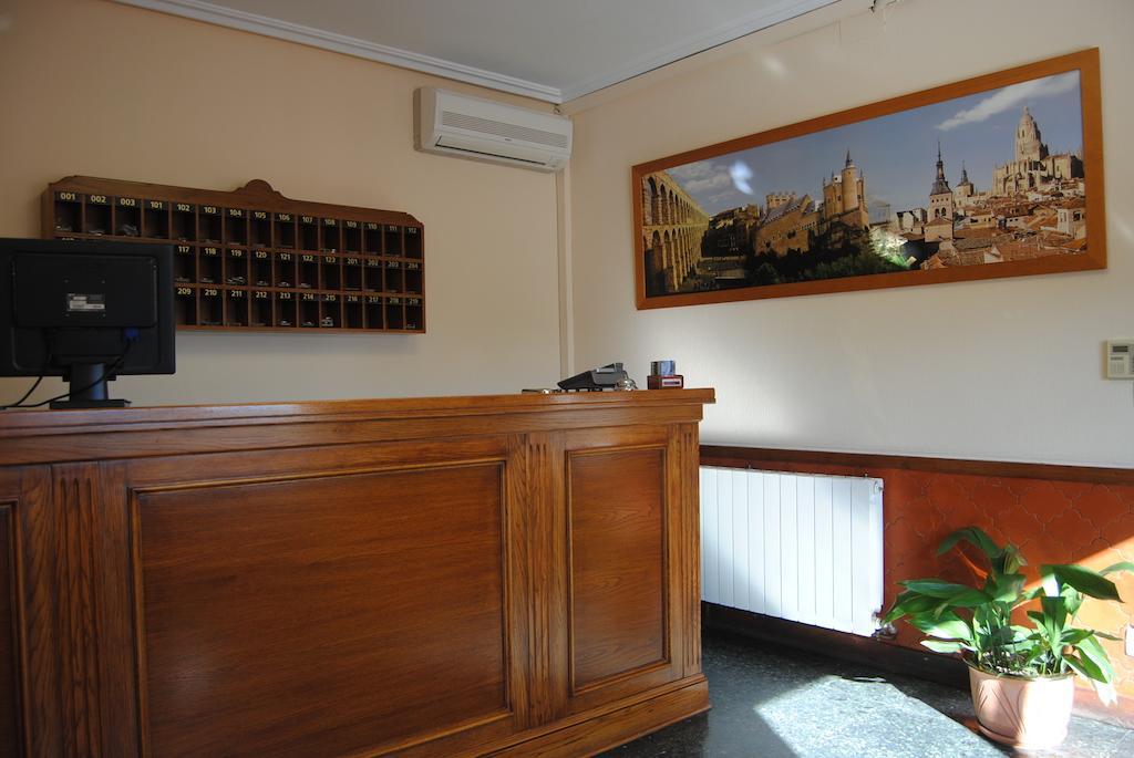 לה לסטריה Hostal El Mirador מראה חיצוני תמונה